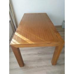 Teakhouten eettafel