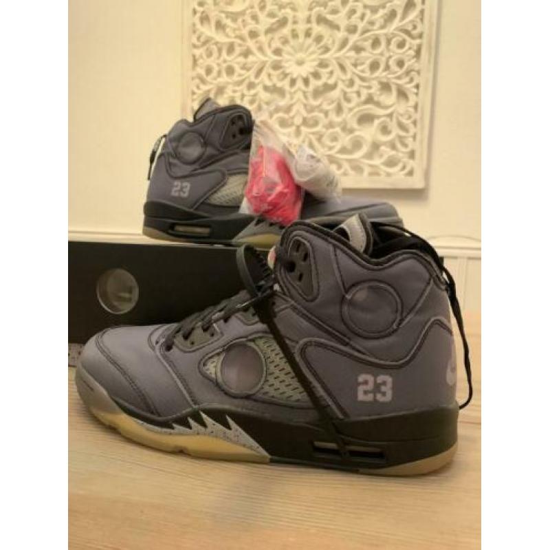 Jordan 5 Retro x Off White maat EU 45 US 11