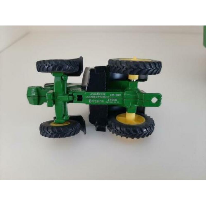 Mini John Deere tractor