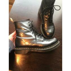 Dr. Martens 1460 Metallic maat 42