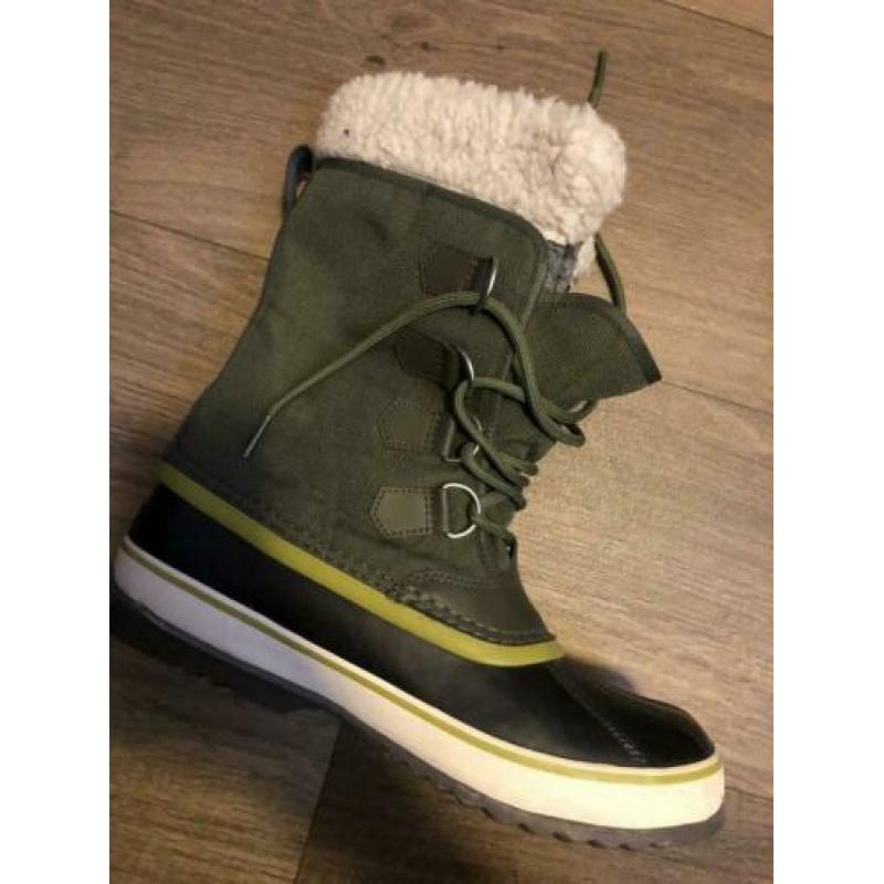 Sorel snowboots groen kaki winter carnival maat 40