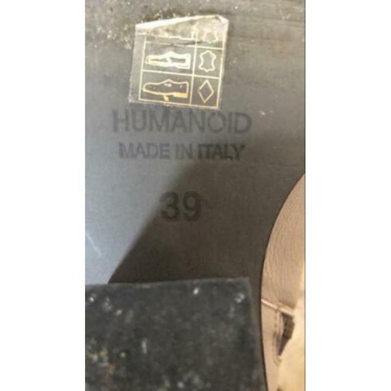 Humanoid Sally mt39