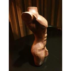 Houten torso man. 33 cm hoog.