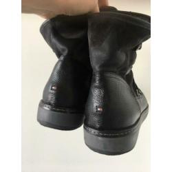 Tommy Hilfiger boots maat 41 zgan!!!