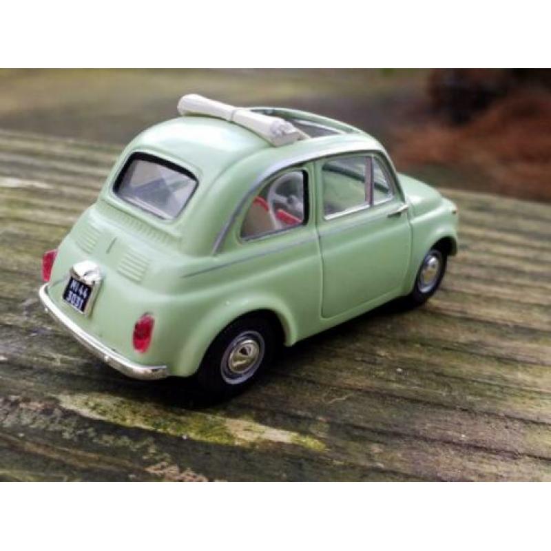 Fiat 500 1/43 MATCHBOX DINKY lichtgroen