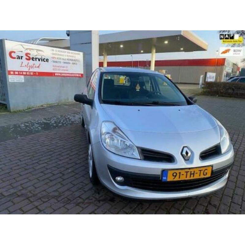 Renault Clio 1.2-16V Dynamique Comfort