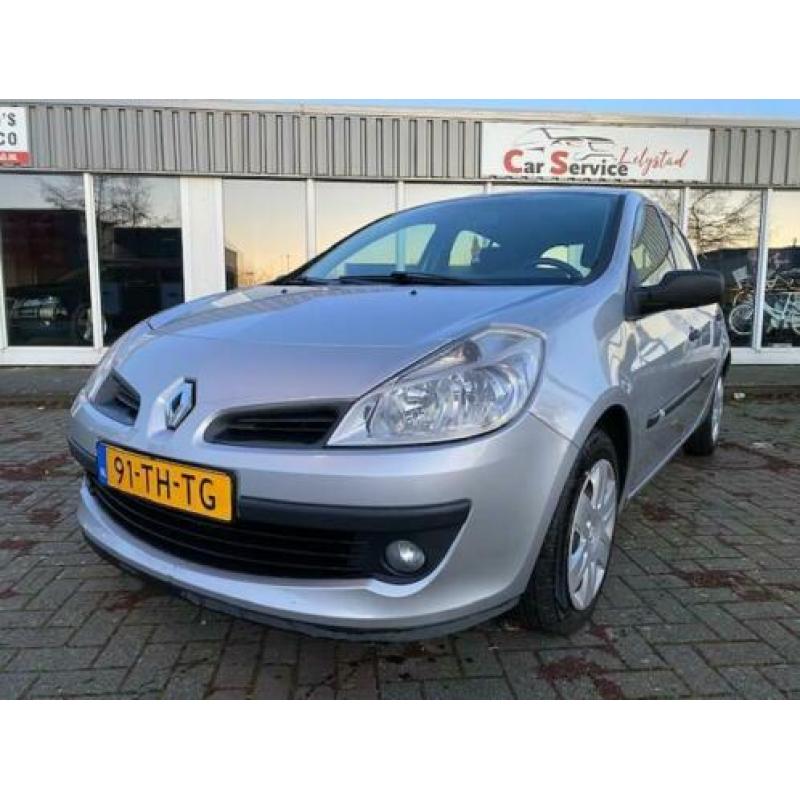 Renault Clio 1.2-16V Dynamique Comfort