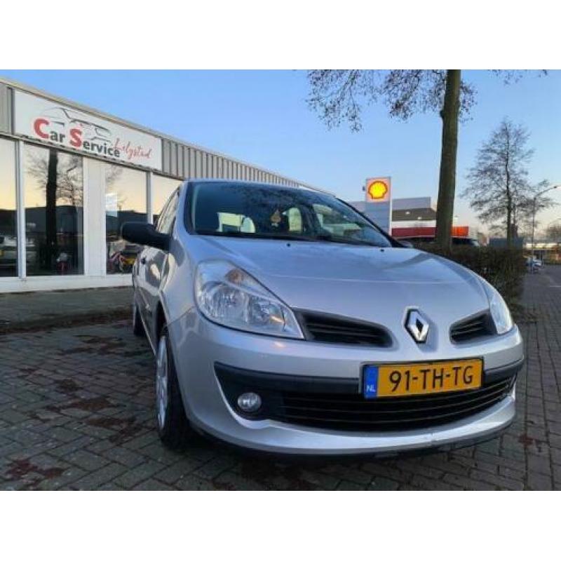 Renault Clio 1.2-16V Dynamique Comfort