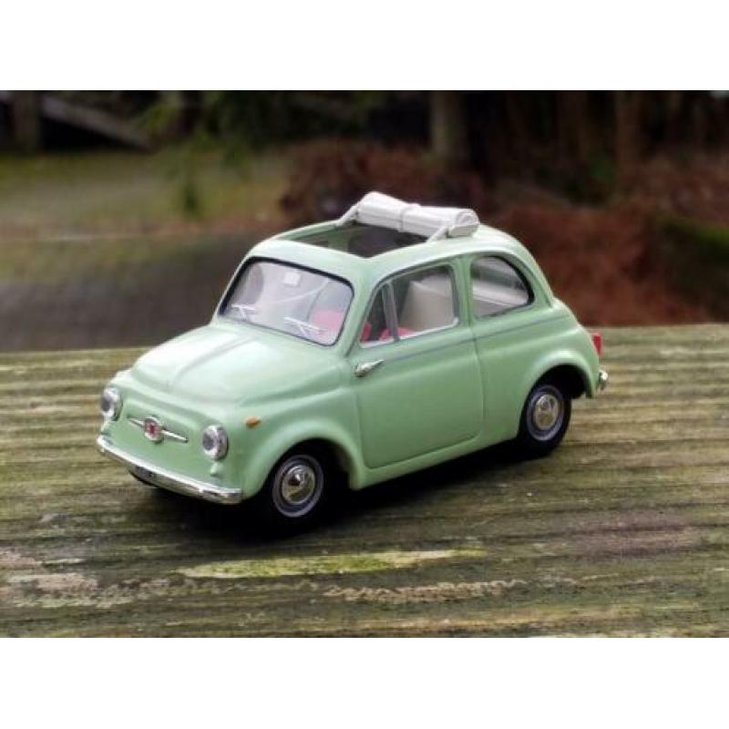 Fiat 500 1/43 MATCHBOX DINKY lichtgroen