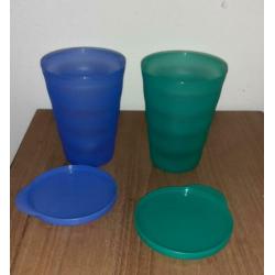 2 drinkbekers met deksel Tupperware 300ml