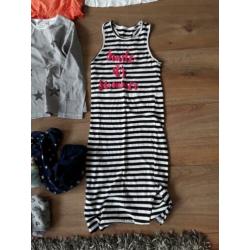 Goed kleding set maat 122/128