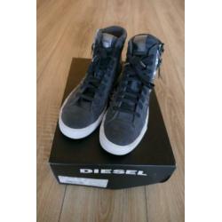 Kastopruiming! Diesel sneakers maat 38, grijsblauw zgan