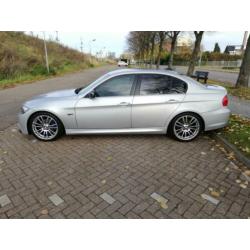 BMW E90 LCI 318i, M pakket, 18", Navi, sportstoel