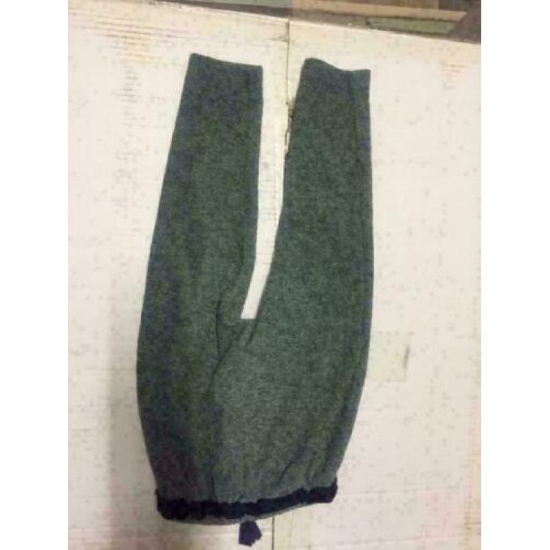 Groen zara broek, maat: 104