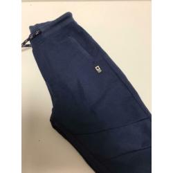 Broek Tumble ‘m druk maat 110 d.blauw