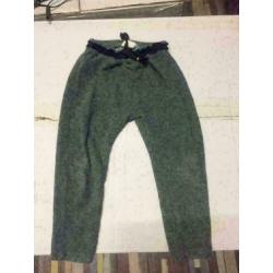 Groen zara broek, maat: 104