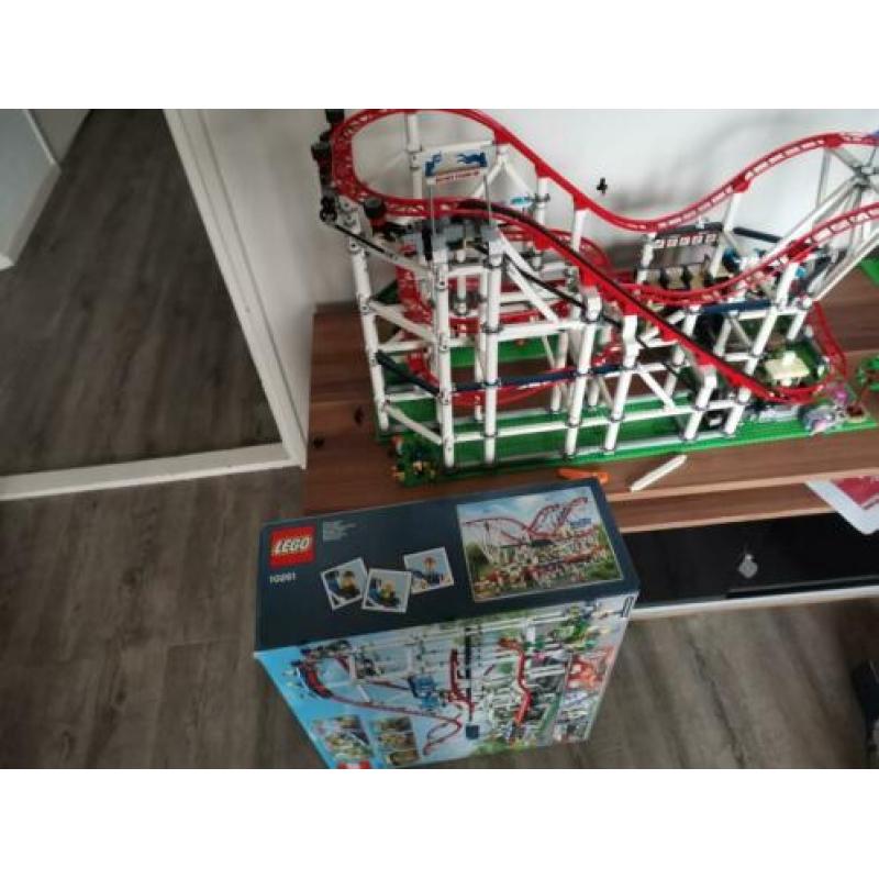 Lego 10261 achtbaan Inc doos en handleiding te koop.