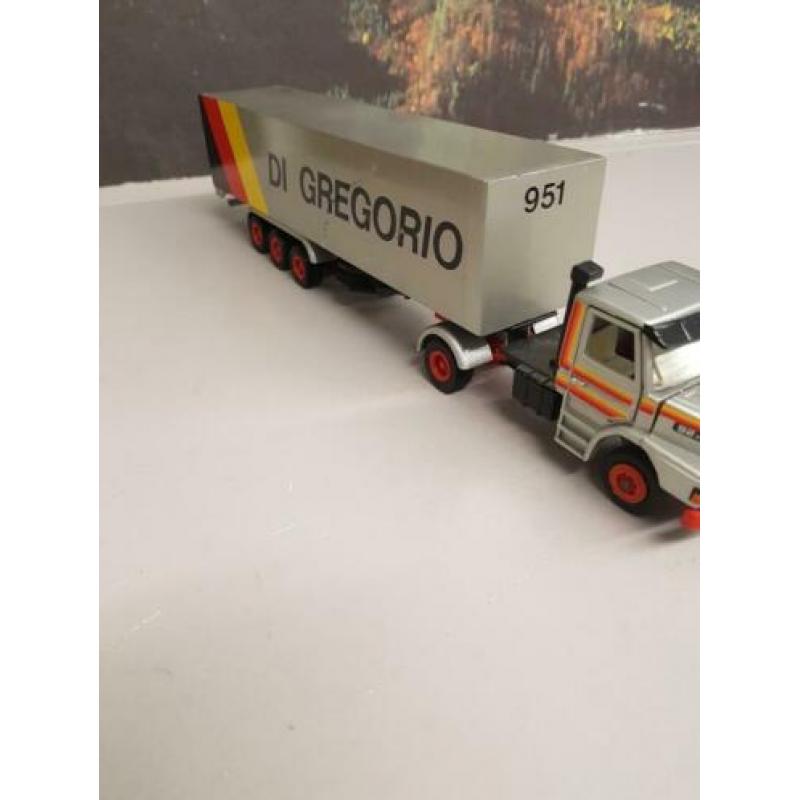 Te koop Scania T-142 uitv. Di Gregori 1/50 van Arpra