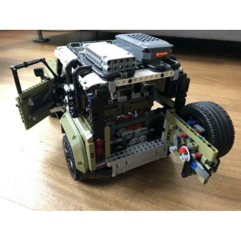 Land Rover Defender Lego Technic 42110