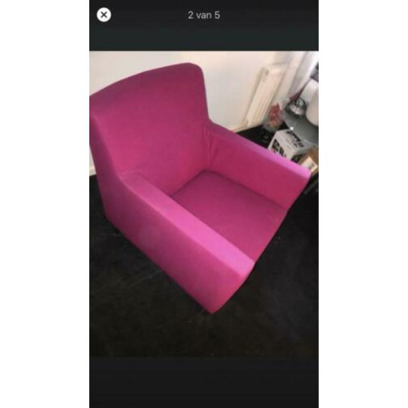 Trendy fuchsia stoel