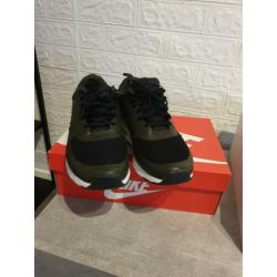 Nike air schoenen maat 44 zgan