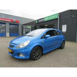 Opel Corsa 1.6-16V T OPC /LEDER/XENON/NAVI/190PK!