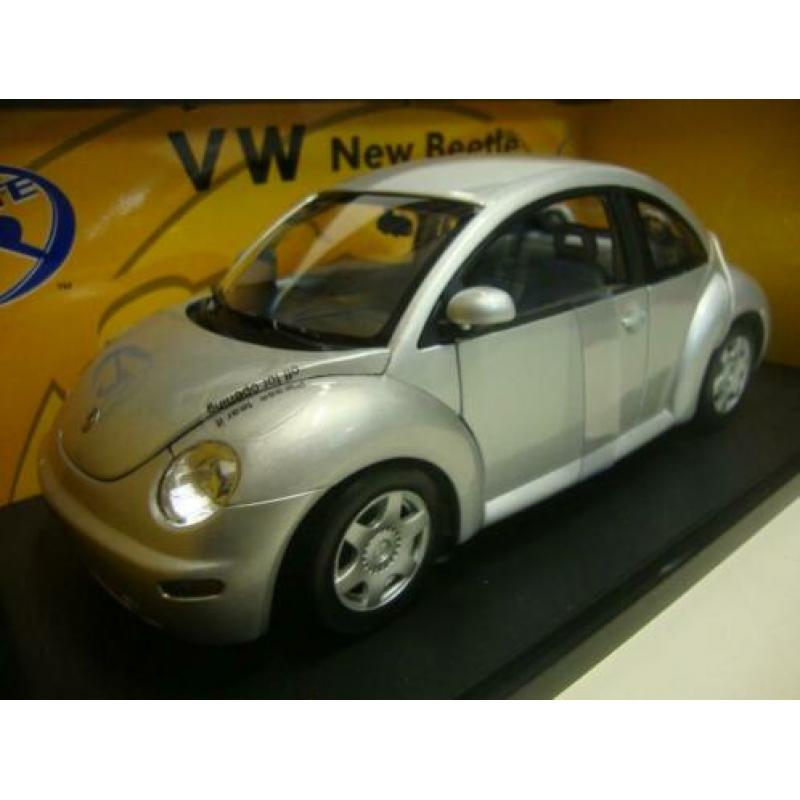 Volkswagen Beetle zilver div kleuren Gate 1:18 KRD