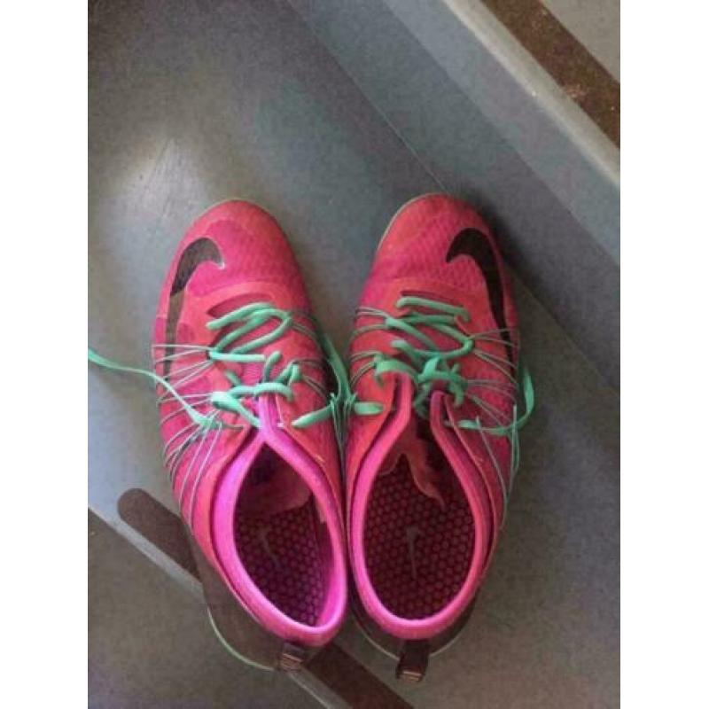 Nike sports schoenen, maat; 39