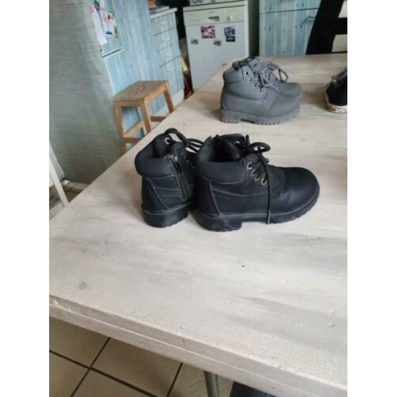 Te koop stoere boots maat 25