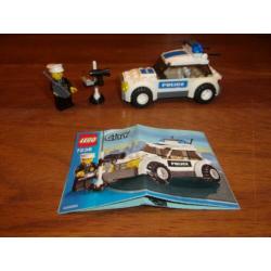 Lego Town 7236-2 Police Car , Blue Logo uit 2008