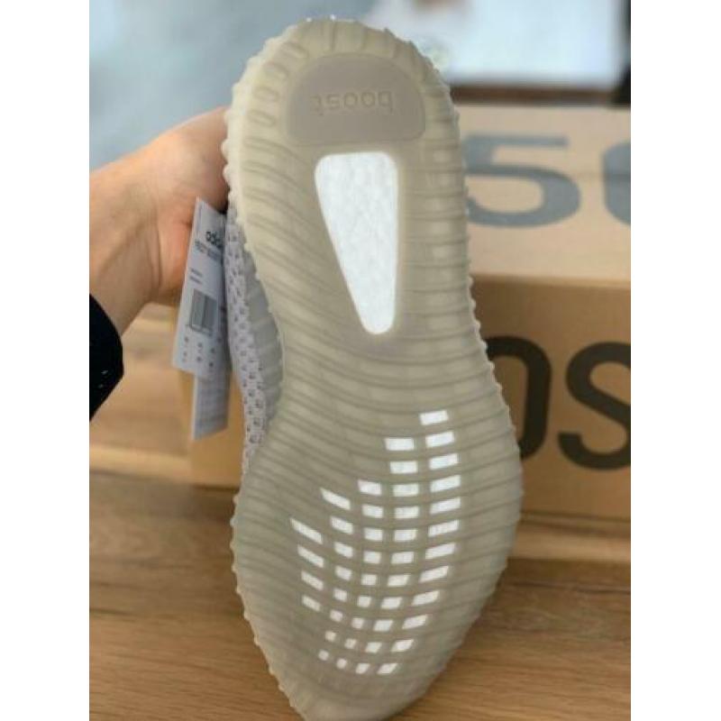 Nieuwste Yeezy’s ongedragen 42 2/3