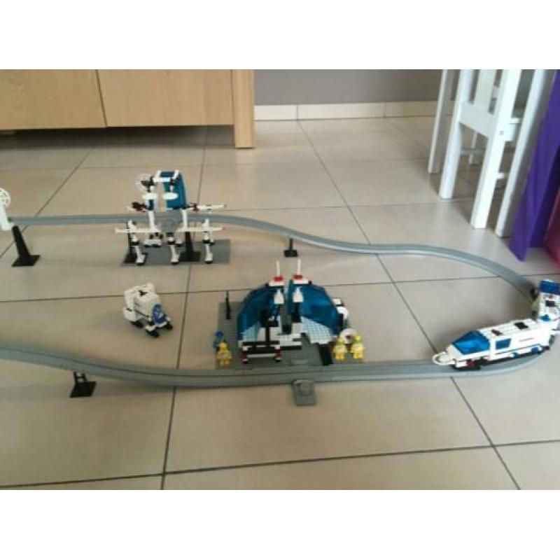 Lego 6990 - Futuron Monorail Transport System