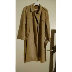 Zara camel / beige suede trenchcoat met ceintuur maat S