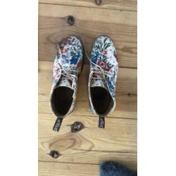 Dr Martens mt39