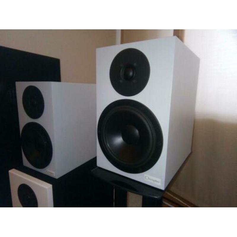 Chiropter 110B - Monitor speaker met SEAS en AudioTechnology