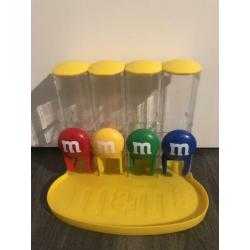 M&M’s Dispenser M&M World ?? ????