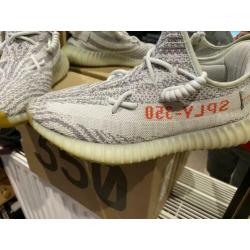 Yeezys boost 350 v2 blue tint 43 1/3